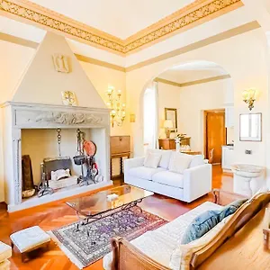 Brunelleschi Imperial House Apartment